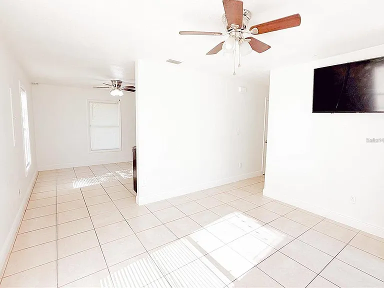 407 W Bella Vista St — Photo 11