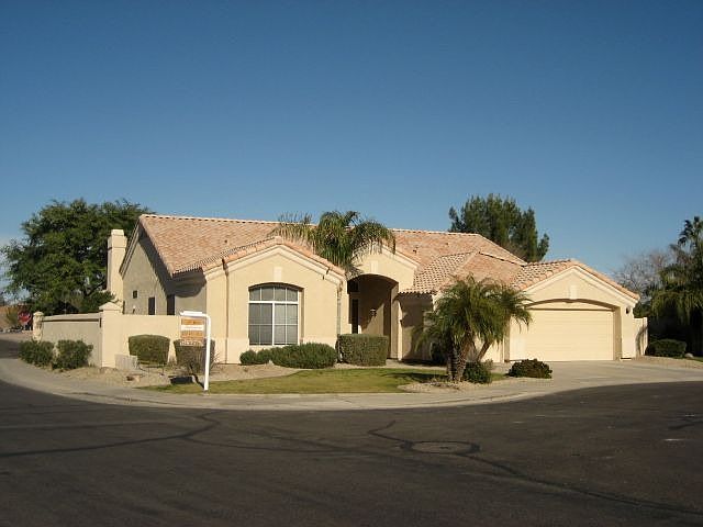 1st image of 3081 S Pennington Dr
