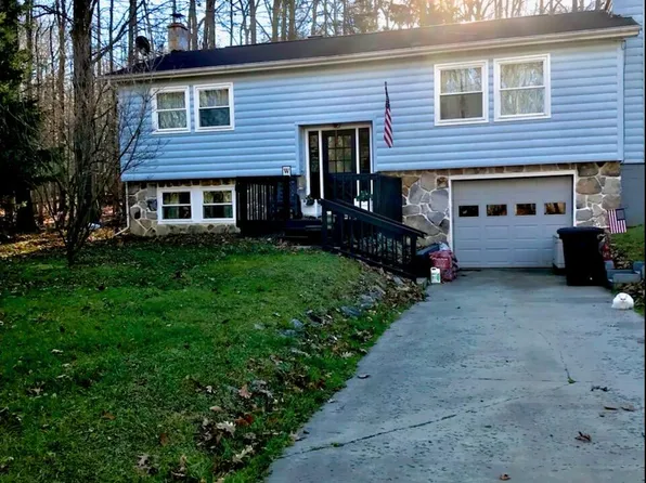 368 Pimlico Rd, Dubois, PA 15801