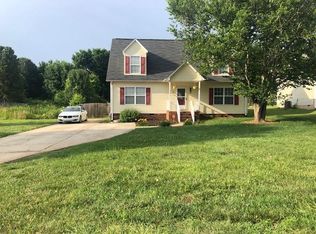 3908 Silver Chalice Dr, Winston Salem, NC 27101