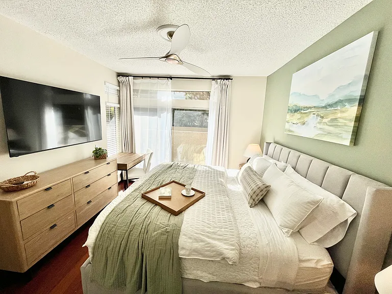 Unwind and watch your favorite shows from the comfort of bed on the 65" Vizio Smart TV, stay organized with the spacious dresser, and work in comfort at the dedicated workstation. The workspace features a roomy desk with ample table space, a desk light, c