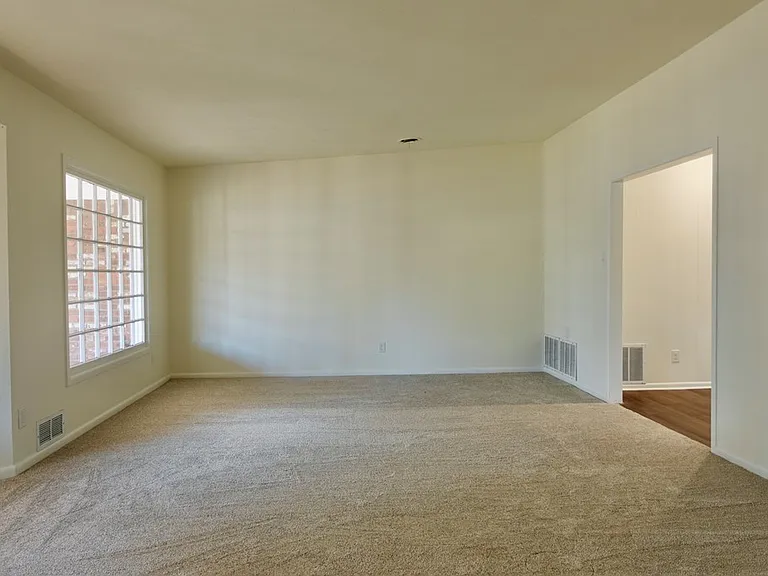3114 Shell Ave — Photo 10