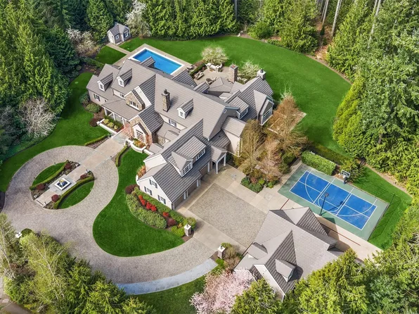 2045 250th Place NE, Sammamish, WA 98074