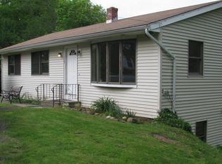 260 Woodland Rd FLOOR 2, Guilford, CT 06437