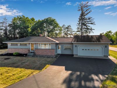 8290 Powers Rd, Batavia, NY, 14020