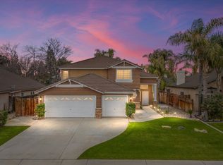 9114 Willamette Ct, Bakersfield, CA 93312