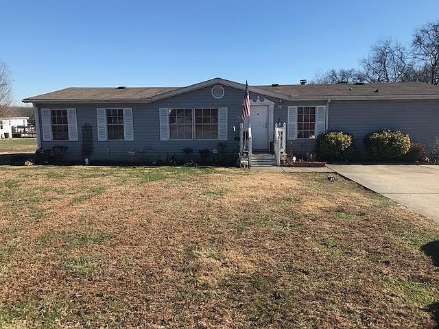 1st image of 121 Southpark Cir