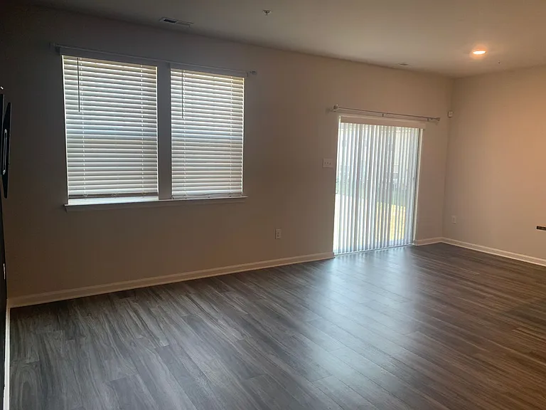 125 Maple Run Dr — Photo 11