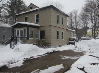 9 Harrison Ave, Springvale, ME 04083