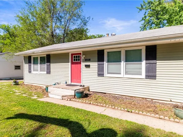 10508 Corrington Ave, Kansas City, MO 64134