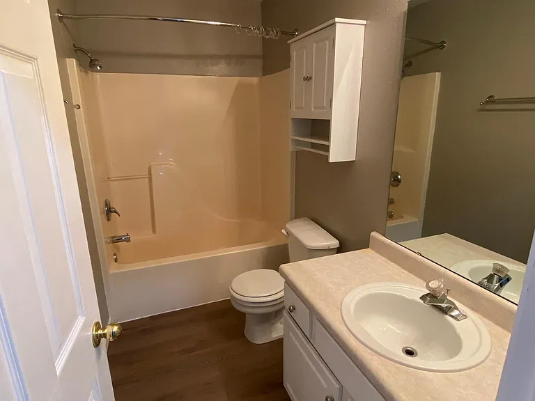 782 W Juniper Ln — Photo 7