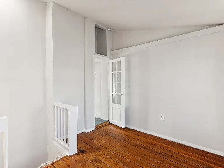304 Sears St — Photo 27