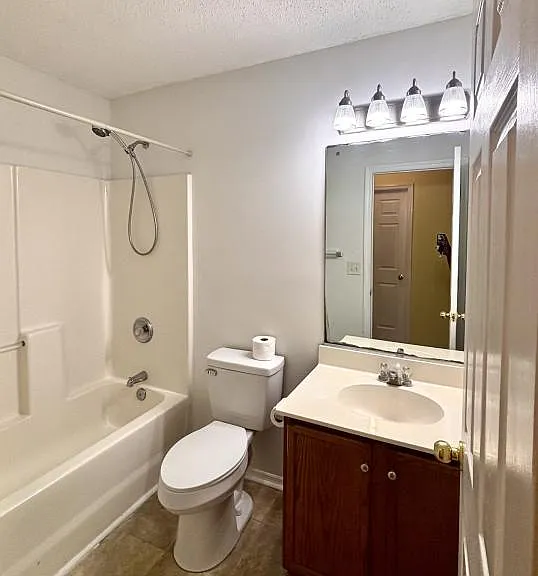 199 Bellegrove Dr — Photo 21