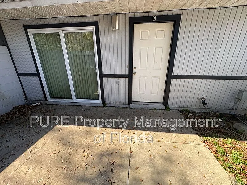 2 bed, 1.0 bath, $1,125 — Photo 3