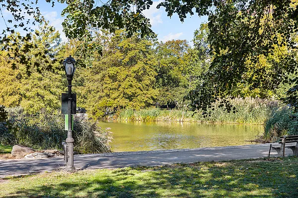 Rented by Compass | media 18