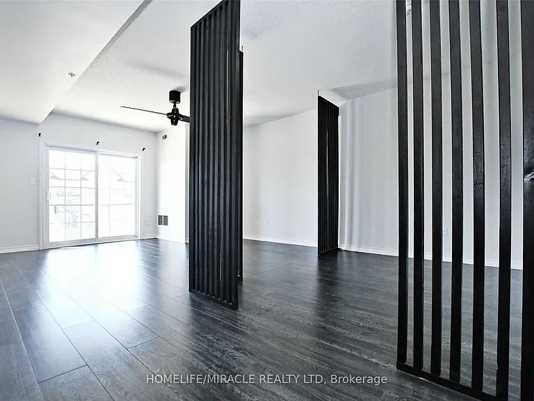 39 Ferndale Dr S #303 — Photo 4