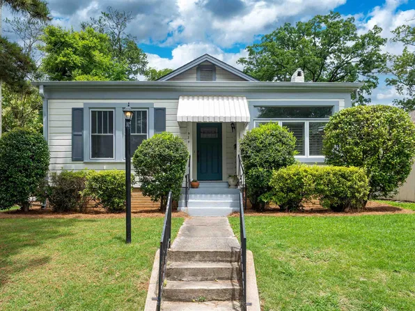 924 Shades Rd, Homewood, AL 35209