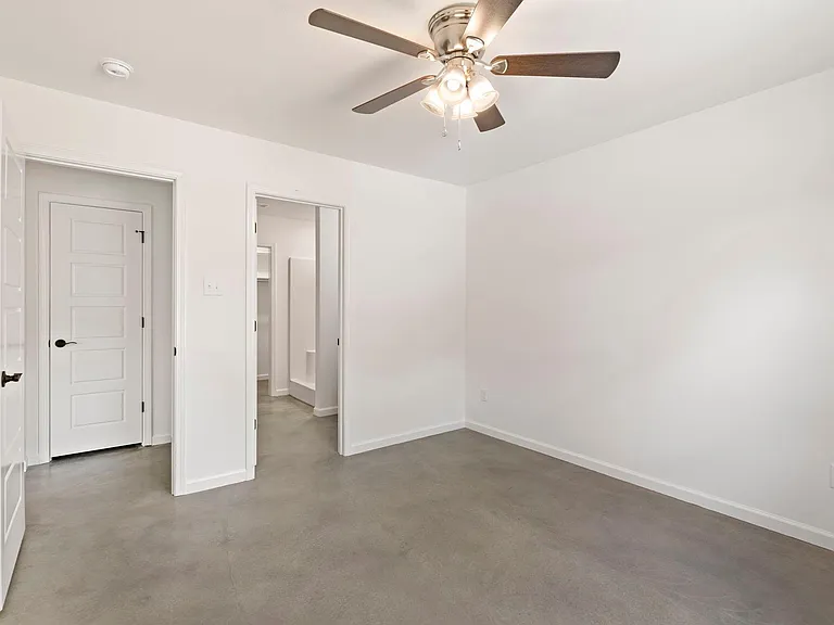 705 Supreme Ct — Photo 10