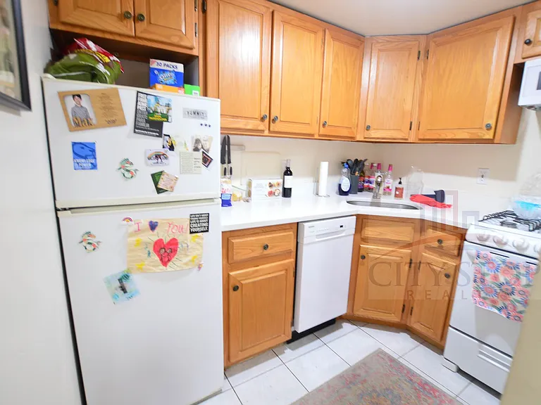49 W 74th St #1R — Photo 10