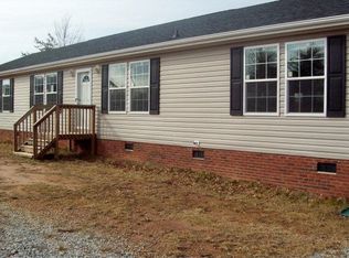 2135 Hollywood Rd, Chatham, VA 24531