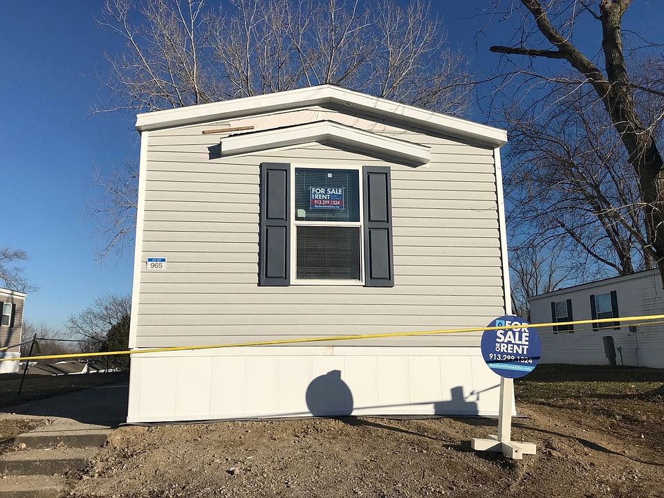 1st image of 965 S 74th Pl