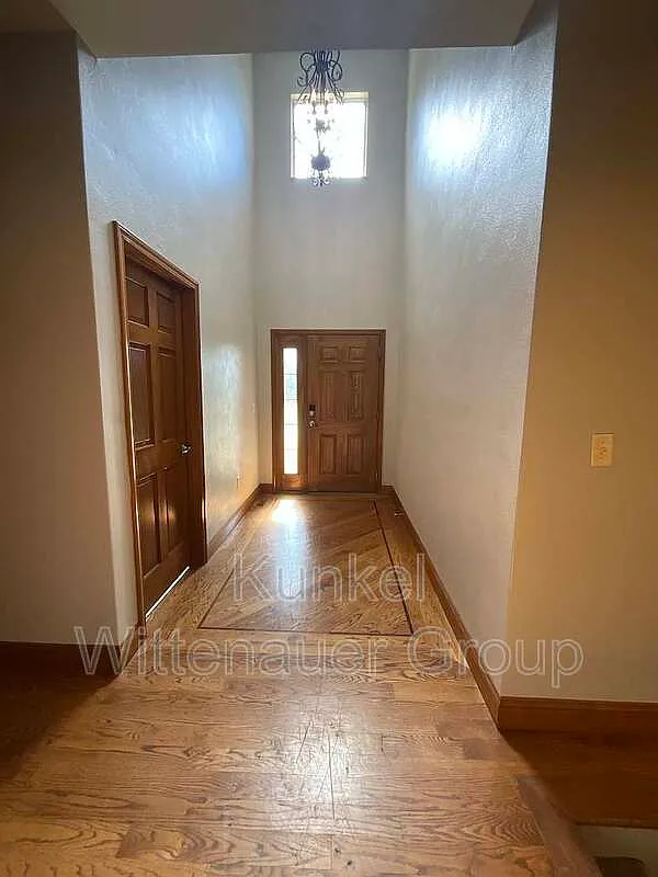 2 bed, 2.0 bath, 1400 sqft, $1,595 — Photo 3