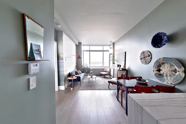 Rented by Greystar | media 22