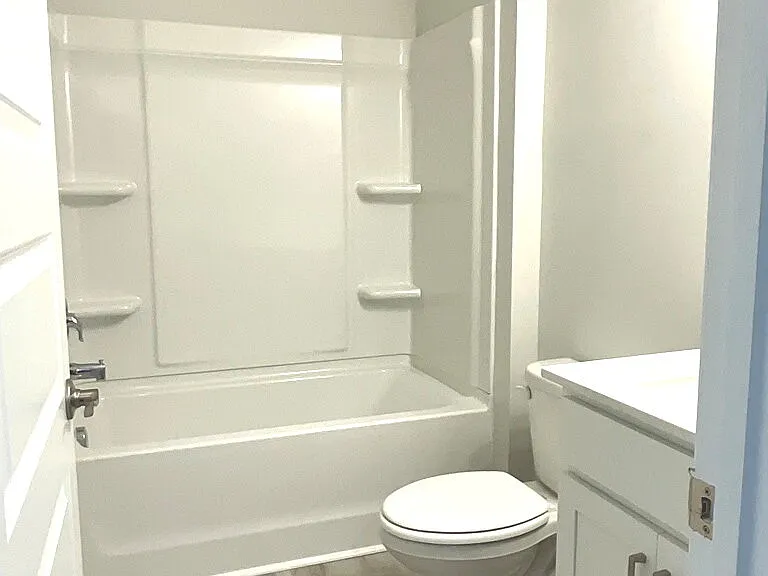 206 Holloway Hl — Photo 14