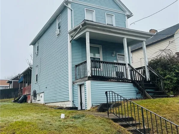 3805 Clark St, West Mifflin, PA 15122