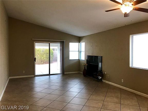 2nd image of 7718 Selby Ct