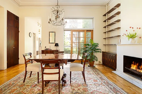 345 East 84th Street 