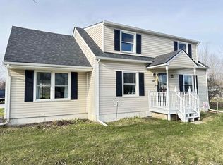 907 W Russell Rd, Tecumseh, MI 49286