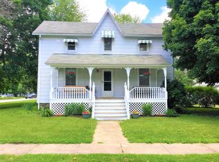 102 E Walnut St, Tolono, IL