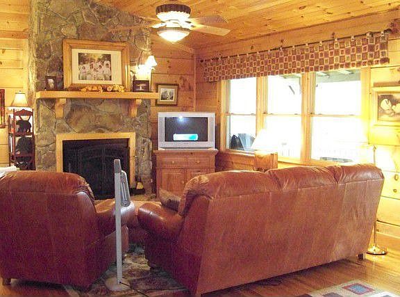3rd image of 243 Spring Hill Dr