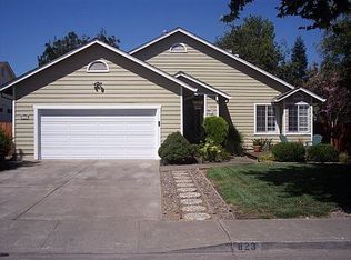823 Hayes St, Sonoma, CA 95476