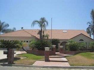 2571 Thunder Mountain Rd, Upland, CA 91784