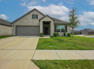8900 Lantana Meadow Dr, Fort Worth, TX 76131