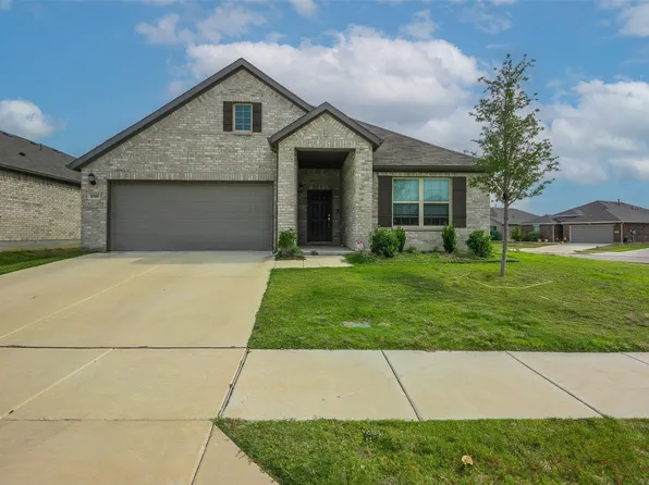 8900 Lantana Meadow Dr, Fort Worth, TX 76131