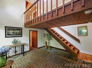 5624 Glenkirk Rd, Charlotte, NC 28210