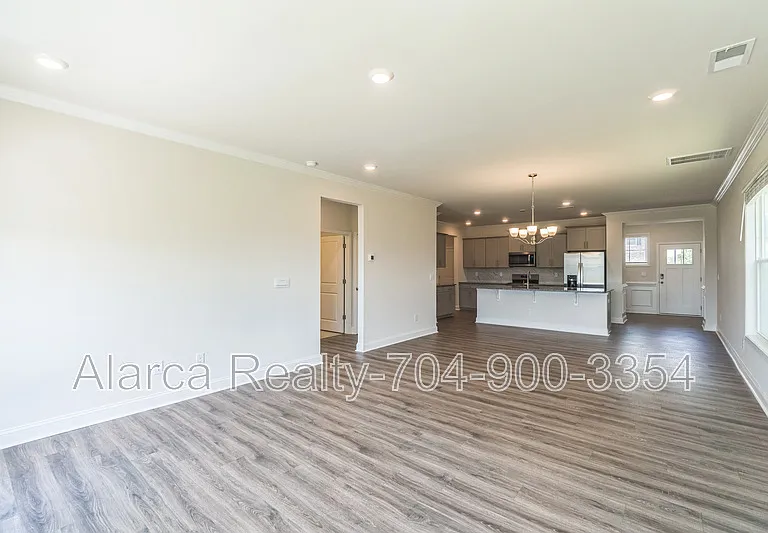 7871 Iron Rd — Photo 4