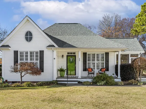 509 Cardena School Rd, Fuquay Varina, NC 27526