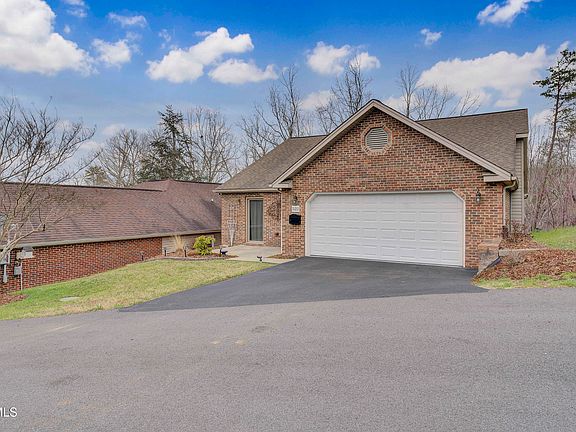 4th image of 522 Willowbrook Trce