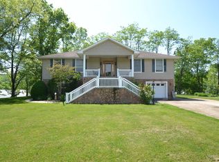633 Robins Way, Ripley, OH 45167