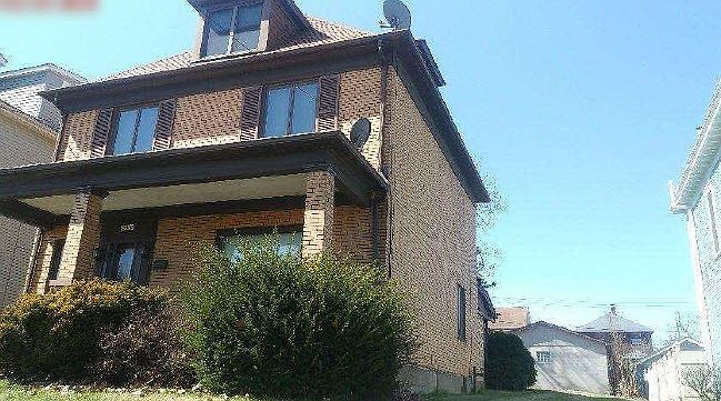 2nd image of 818 Arlington Ave