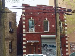 2110 31st Ave, Astoria, NY 11106
