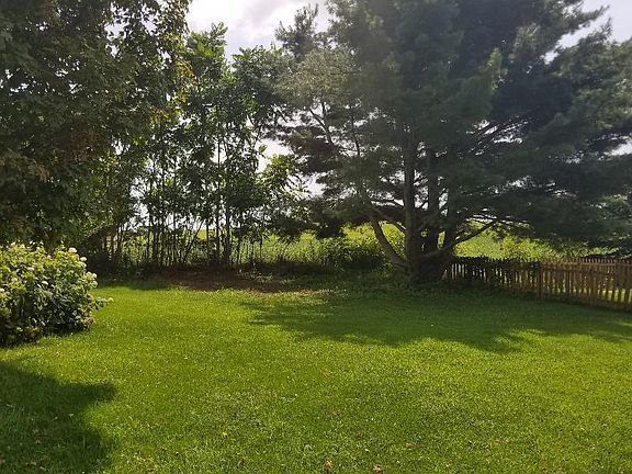 2nd image of 2413 Woodley Hollow Rd
