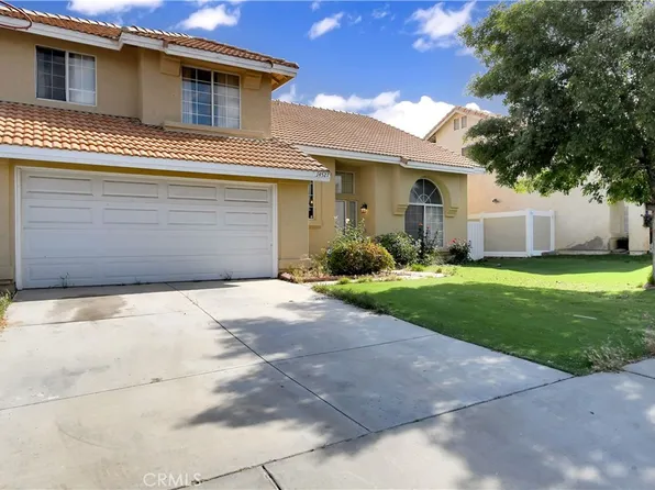 14527 Pony Trail Rd, Victorville, CA 92392