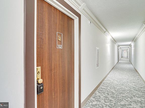 2nd image of 2300 Pimmit Dr APT 102