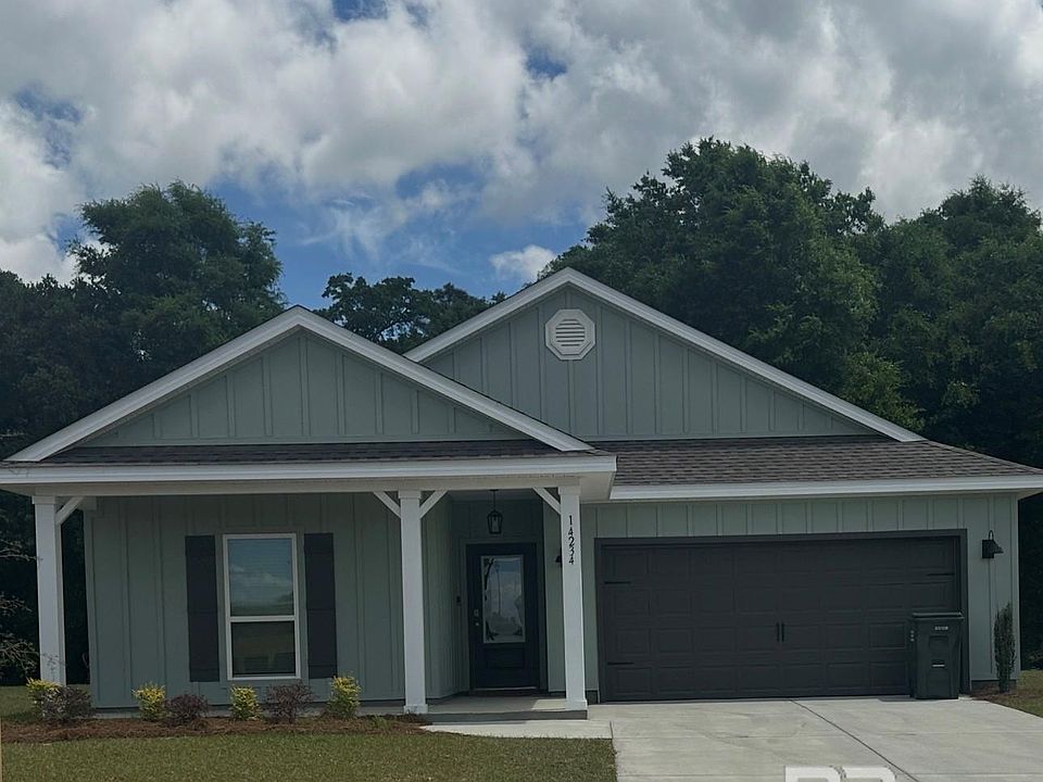 1st image of 14234 Versailles Cir