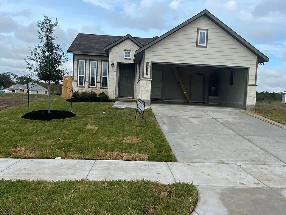 2013 Kathryn Dr